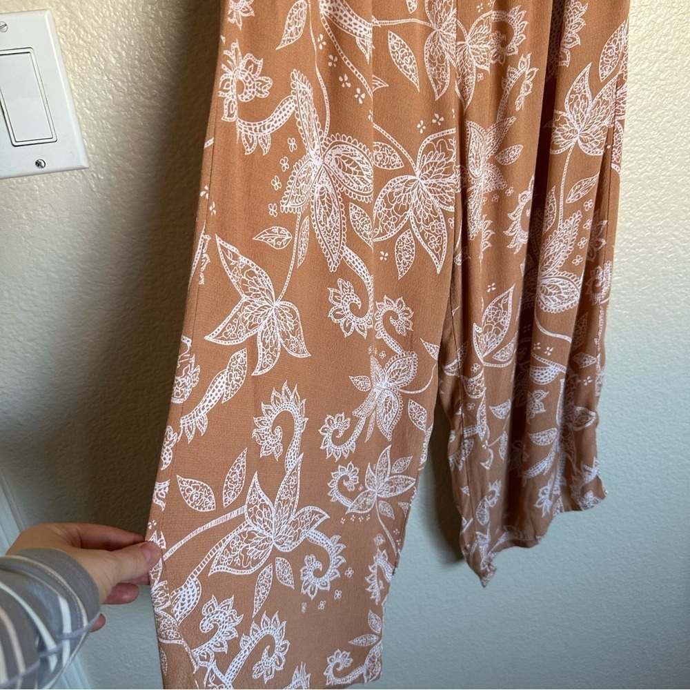 MINKPINK Off Shoulder Floral Peach Jumpsuit Size S - Picture 8 of 16